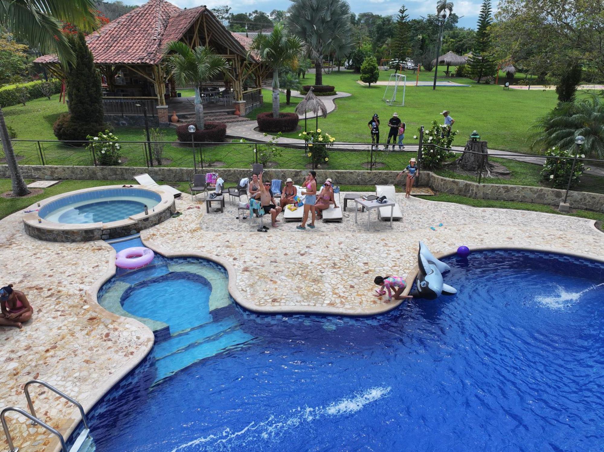 La Victoria Hotel Campestre 킴바야 외부 사진